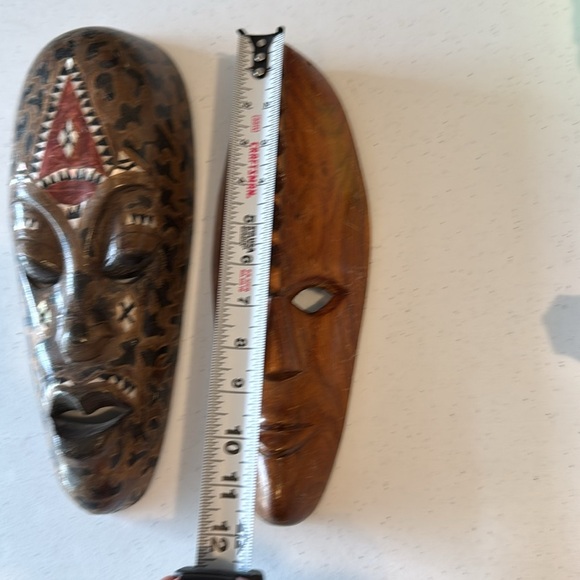 Handcrafted Tribal Masks in Brown and Tan 2 pieces - Picture 7 of 12